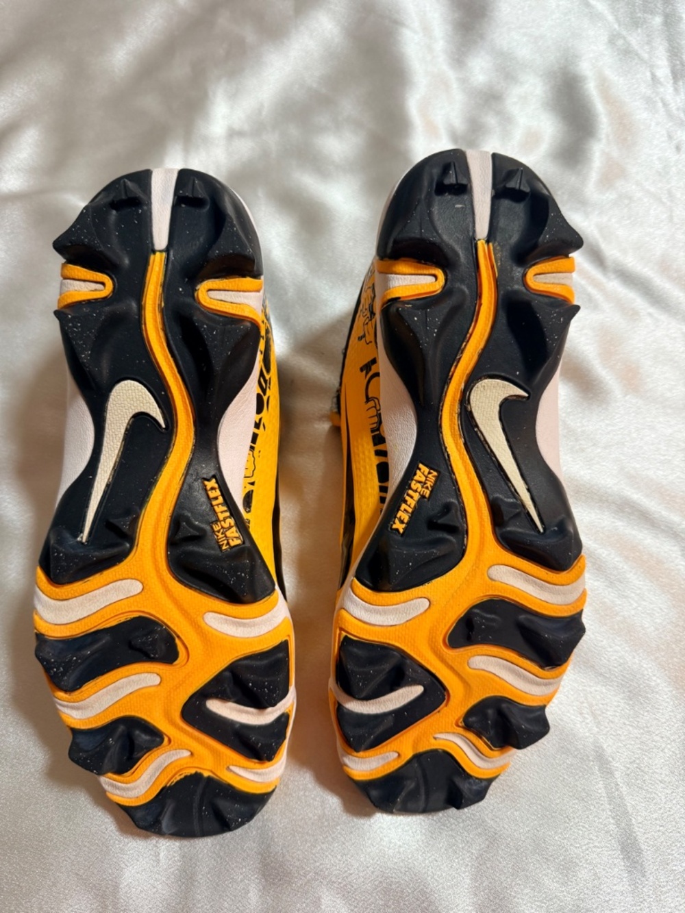 Nike Vapor Edge Pro 360 Football Cleats Yellow Black Youth Size 5Y - Picture 5 of 8